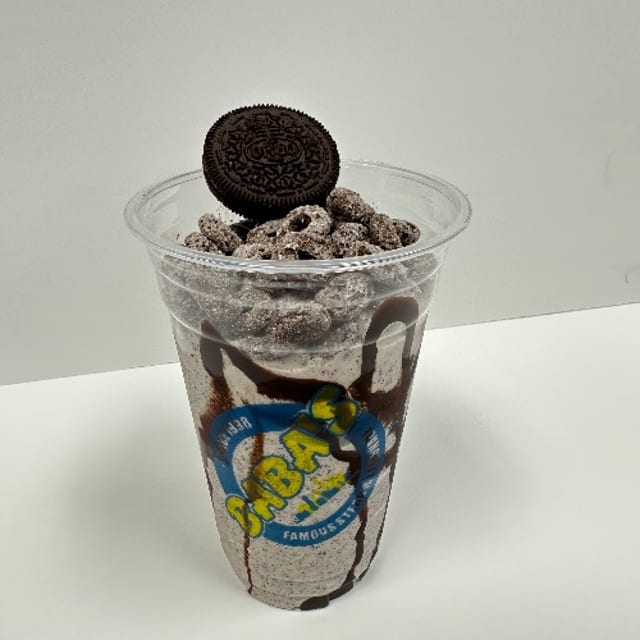 Oreo Cookies Shake.